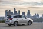 Mitsubishi Outlander PHEV 2018 года (NA)